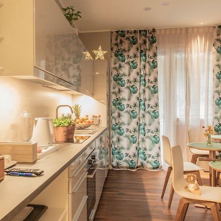 B&B H68 Alassio Bagian luar foto