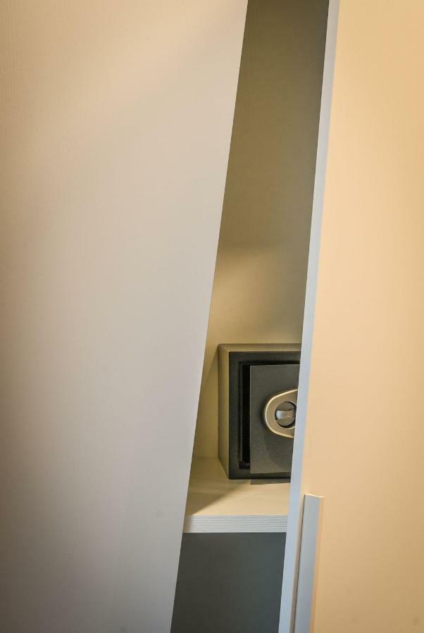 B&B H68 Alassio Bagian luar foto